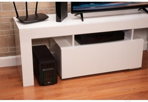 Источник бесперебойного питания APC Easy BVX700LI-GR