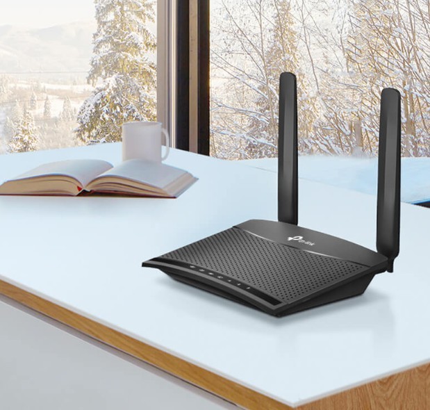 Беспроводной маршрутизатор TP-Link (TL-MR100)