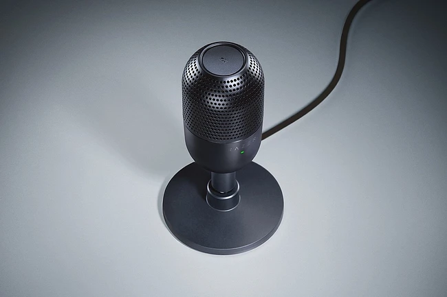 Микрофон Razer Seiren V3 Mini (RZ19-05050100-R3M1)