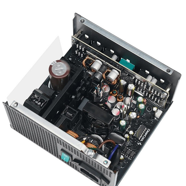 Блок питания Deepcool GAMERSTORM PN650M 650W (R-PN650M-FC0B-WGEU)