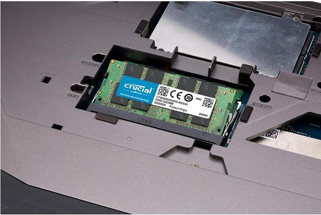 Оперативная память Crucial 32GB DDR4 SODIMM PC4-25600 (CT32G4SFD832A)