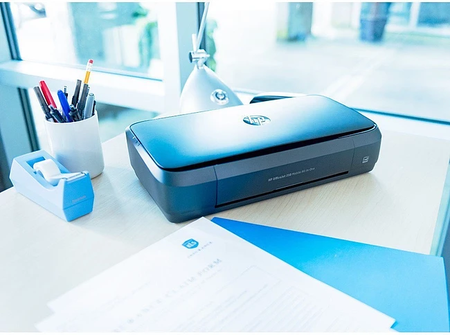 Принтер HP OfficeJet 200 черный (CZ993A)