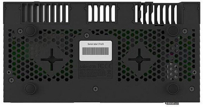 DSL-маршрутизатор Mikrotik RB4011iGS+RM