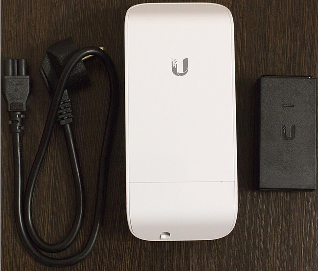 Точка доступа Ubiquiti NanoStation Loco-M5
