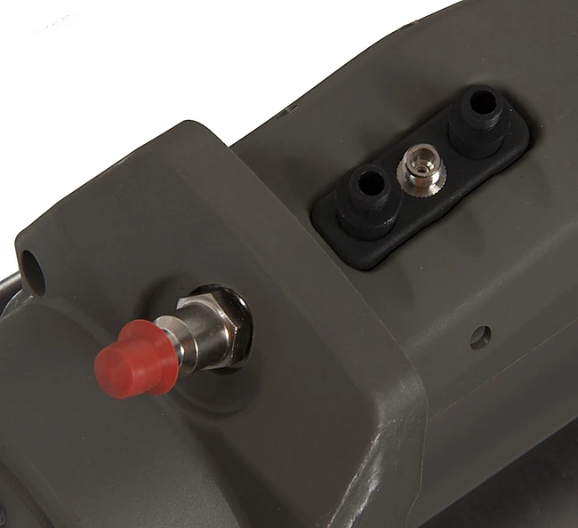 Автомобильный компрессор Berkut R24