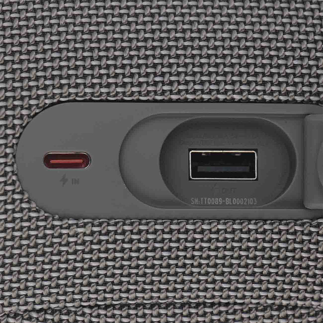 Беспроводная колонка JBL Charge 5 серый (JBLCHARGE5GRY)