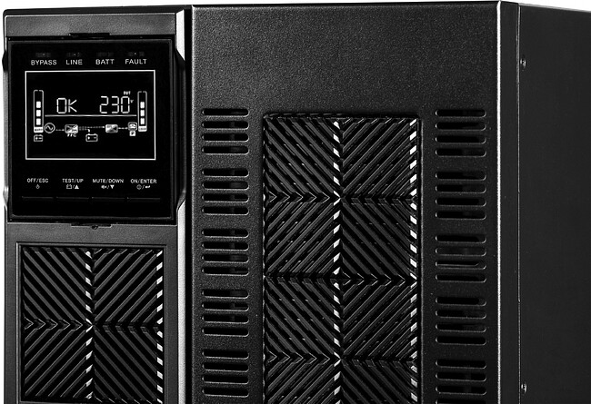 Источник бесперебойного питания Systeme Electric Smart-Save Online SRV 6000ВА (SRVSE6KRTXLI5U)