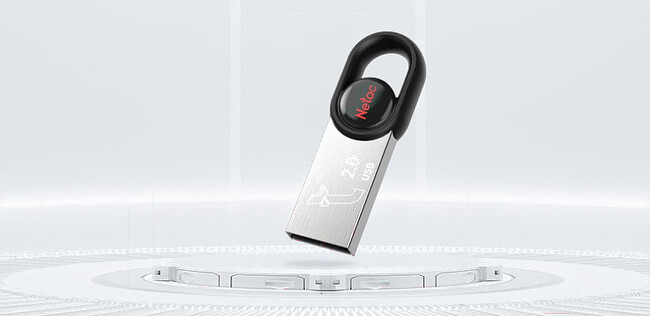 USB Flash-накопитель Netac UM2 Black (NT03UM2N-032G-20BK)