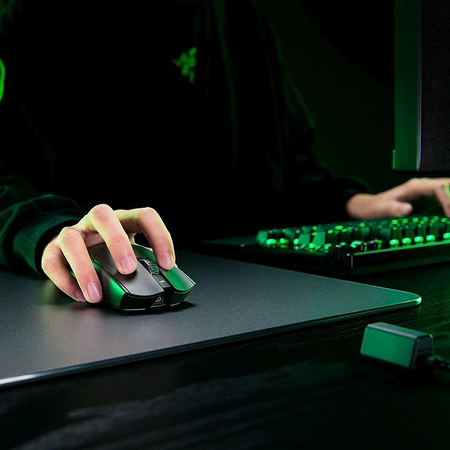Мышь Razer Viper V3 Pro черный (RZ01-05120100-R3G1)