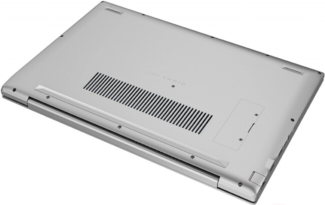 Ноутбук Digma Pro Breve Silver (DN15R7-ADXW01)