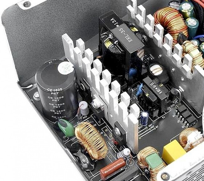 Блок питания Thermaltake ATX Litepower RGB 550 550W (PS-LTP-0550NHSANE-1)