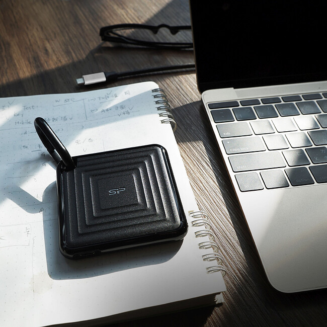 Внешний накопитель Silicon-Power PC60 2TB черный (SP020TBPSDPC60CK)