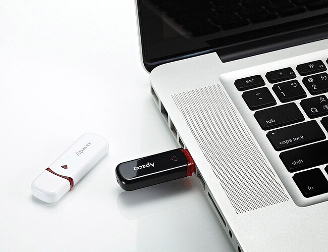 USB Flash-накопитель Apacer AP64GAH333B-1 64GB