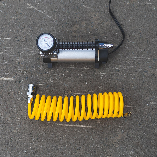 Автомобильный компрессор Starwind CC-280