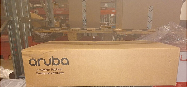 Коммутатор HPE Aruba 2930F (JL258A)