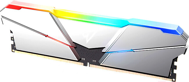 Оперативная память Netac Shadow RGB XMP Silver 32GB DDR5 (NTSRD5P56DP-32S)