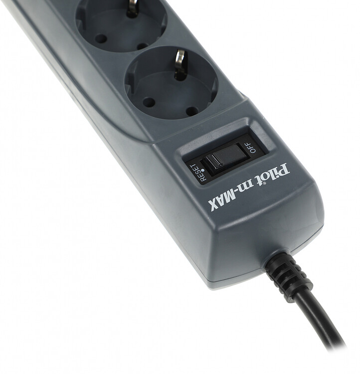 Сетевой фильтр ZIS Pilot m Max 4 euro outlets 3m Black