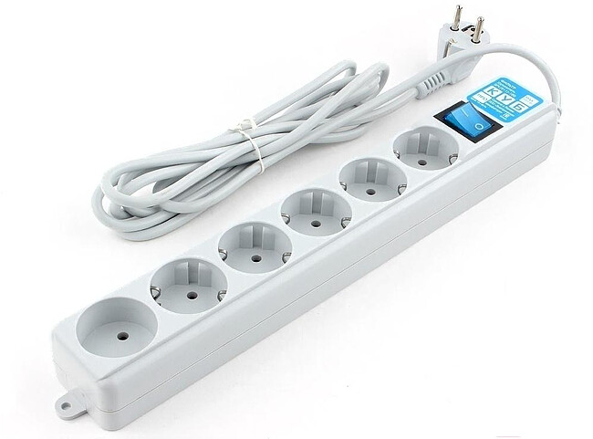 Сетевой фильтр Power Cube SPL6-16-P-3М Сетевой фильтр Power Cube SPL6-16-P-3М