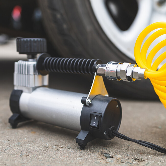 Автомобильный компрессор Starwind CC-280