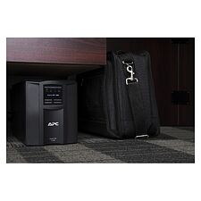 Источник бесперебойного питания APC Smart-UPS черный (SMT1000IC )