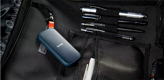 Внешний накопитель SanDisk 1TB SDSSDE30-1T00-G26