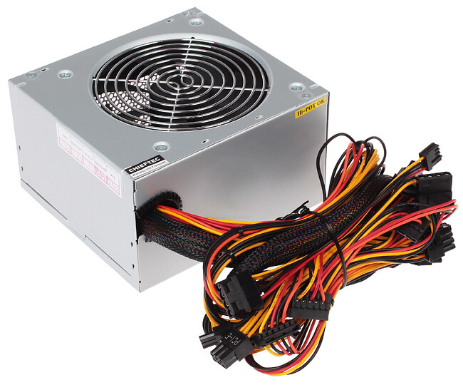 Блок питания Chieftec iArena 650W (GPA-650S)
