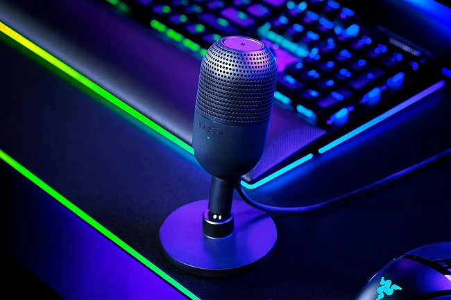 Микрофон Razer Seiren V3 Mini (RZ19-05050100-R3M1)