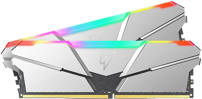 Оперативная память Netac Shadow RGB 16Gb DDR4 Silver (NTSRD4P32DP-16S)