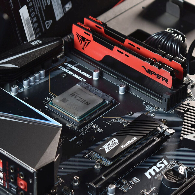 Оперативная память Patriot Viper Elite II 8GB PC4-21300 (PVE248G266C6)