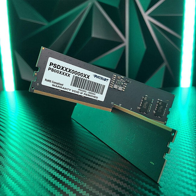 Оперативная память Patriot Signature Line 16GB DDR5 (PSD516G560081)