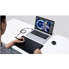 Графический планшет Huion Kamvas 13 космический черный Графический планшет Huion Kamvas 13 космический черный