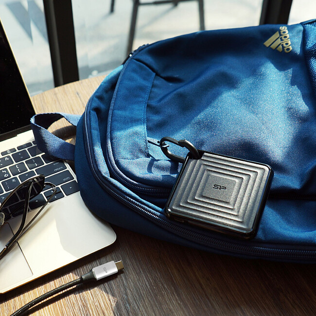 Внешний накопитель Silicon-Power 512Gb PC60 (SP512GBPSDPC60CK)