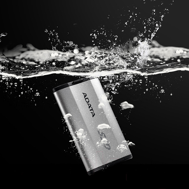 Внешний накопитель A-Data SD810 1Tb серый (SD810-1000G-CSG)