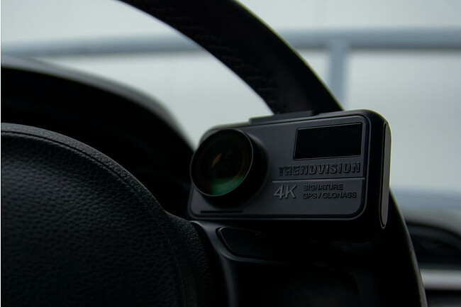 Автомобильный видеорегистратор TrendVision Hybrid Signature Real 4K черный