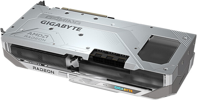 Видеокарта Gigabyte  Radeon RX 9070 XT Gaming OC Ice 16Gb GDDR6 (GV-R907XGAMINGOCICE-16GD)
