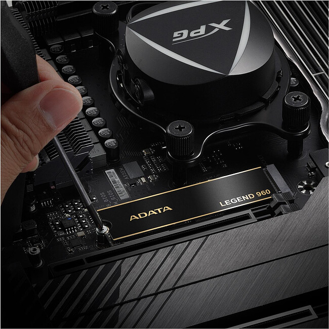 SSD диск A-Data Legend 960 4TB (ALEG-960-4TCS)