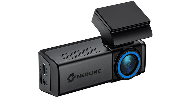 Автомобильный видеорегистратор Neoline Flash 2K Dual
