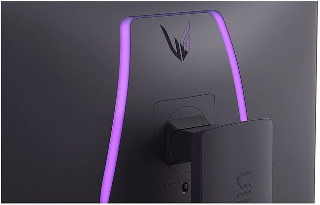 Монитор LG UltraGear 32GS95UV-B черный (32GS95UV-B.ARUZ)
