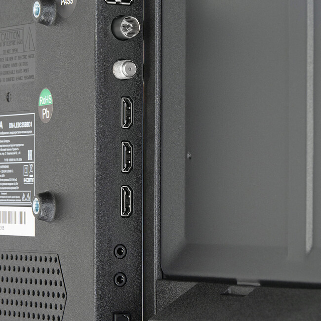 Телевизор Digma DM-LED32SBB31 черный