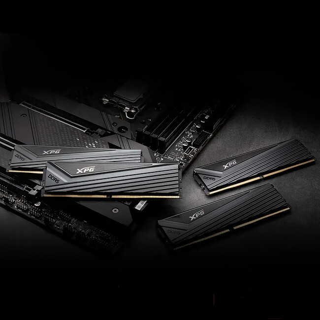 Оперативная память A-Data XPG Caster 32GB DDR5 PC5-48000 (AX5U6000C3016G-DCCAGY)