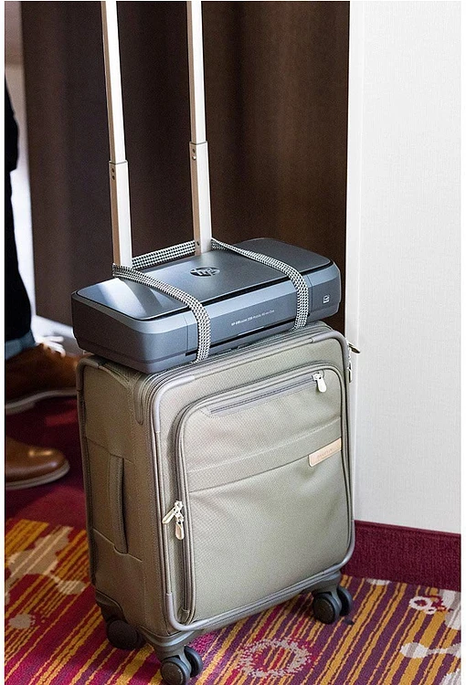 Принтер HP OfficeJet 200 черный (CZ993A)