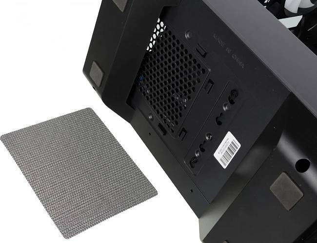 Корпус Aerocool Aero One черный (Frost-G-BK-v1)
