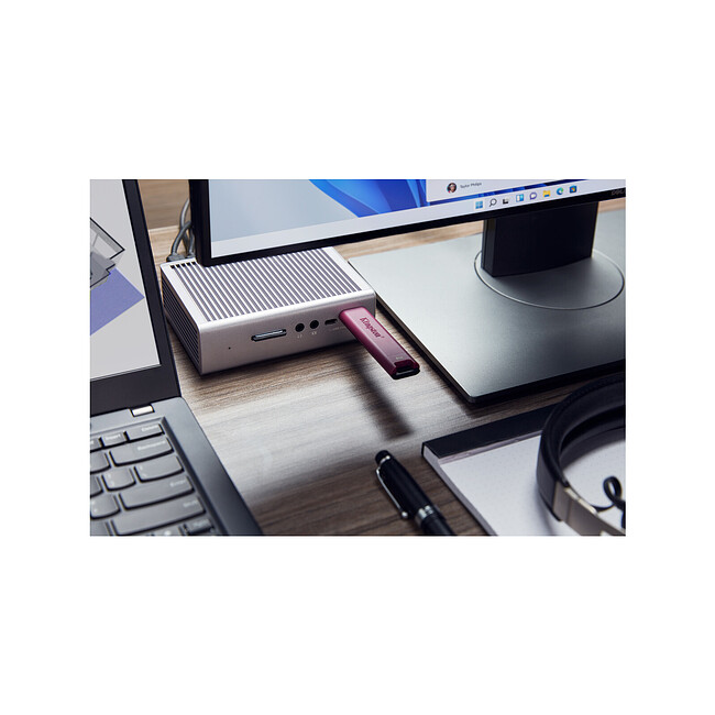 USB Flash-накопитель Kingston DataTraveler Max 512GB (DTMAXA/512GB)