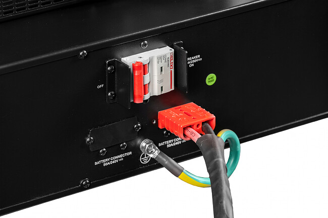 Источник бесперебойного питания Systeme Electric Smart-Save Online SRV 6000ВА (SRVSE6KRTXLI5U)