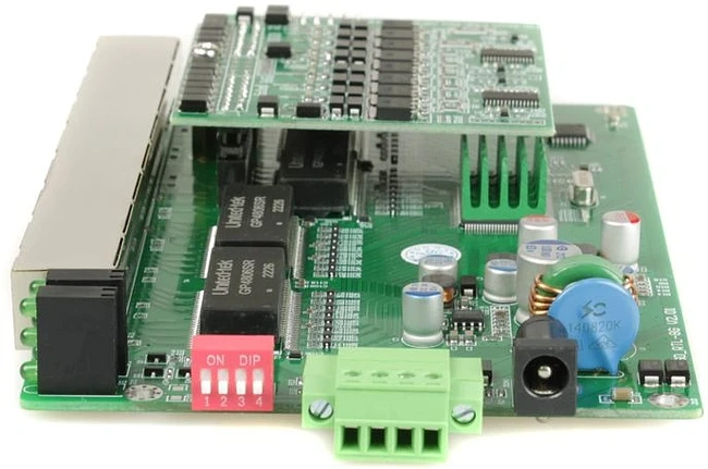 Коммутатор Osnovo SW-84804/L 800W