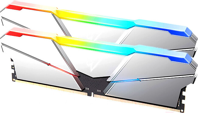 Оперативная память Netac Shadow RGB XMP Silver 32GB DDR5 (NTSRD5P56DP-32S)
