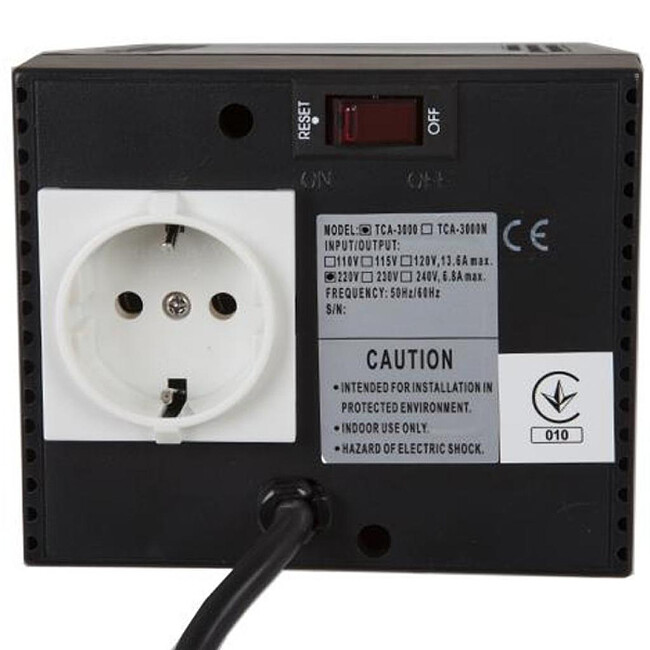 Стабилизатор напряжения Powercom TCA-3000 черный