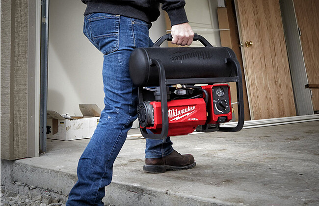 Автомобильный компрессор Milwaukee M18 FAC-0 FUEL (4933472166)