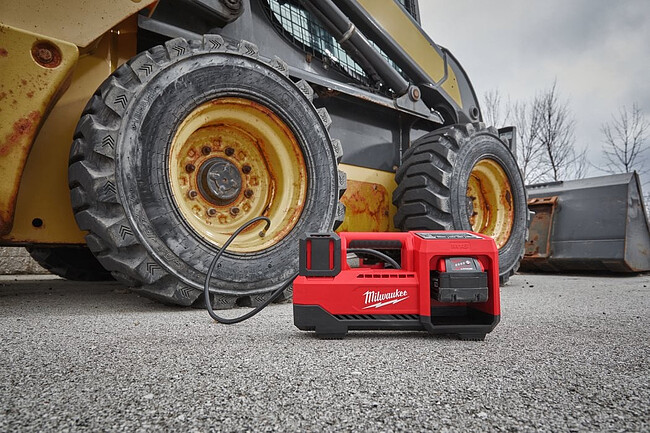 Автомобильный компрессор Milwaukee M18 BI-0 (4933478706)