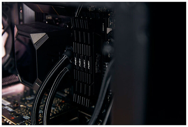 Оперативная память Kingston Fury Renegade Black 128Gb DDR4 (KF432C16RB2K4/128)